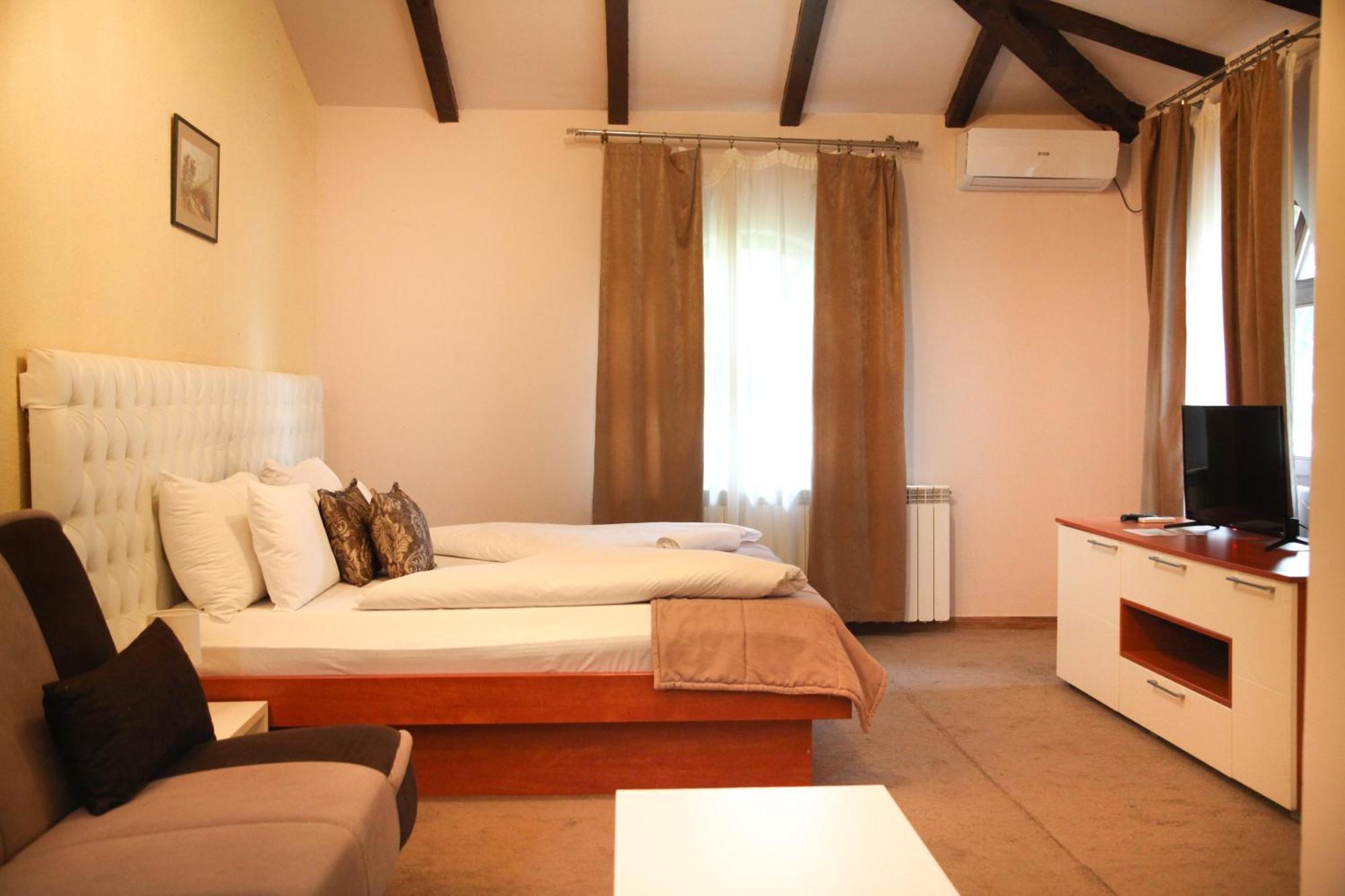 S Club Resort Hotel Aqua Park And Spa Belgrado Habitación foto